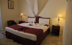 Executive Airport Hotel Entebbe